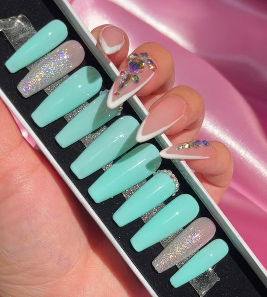 Teal/holographic Nail Set